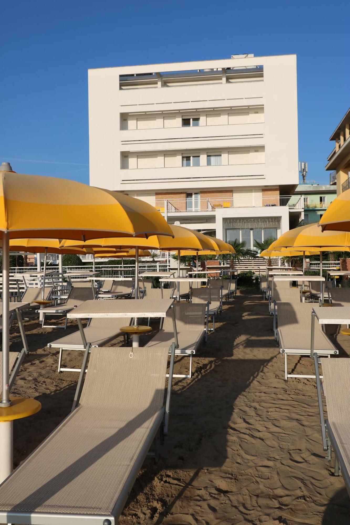 Hotel Elios Bellaria-Igea Marina Exterior foto